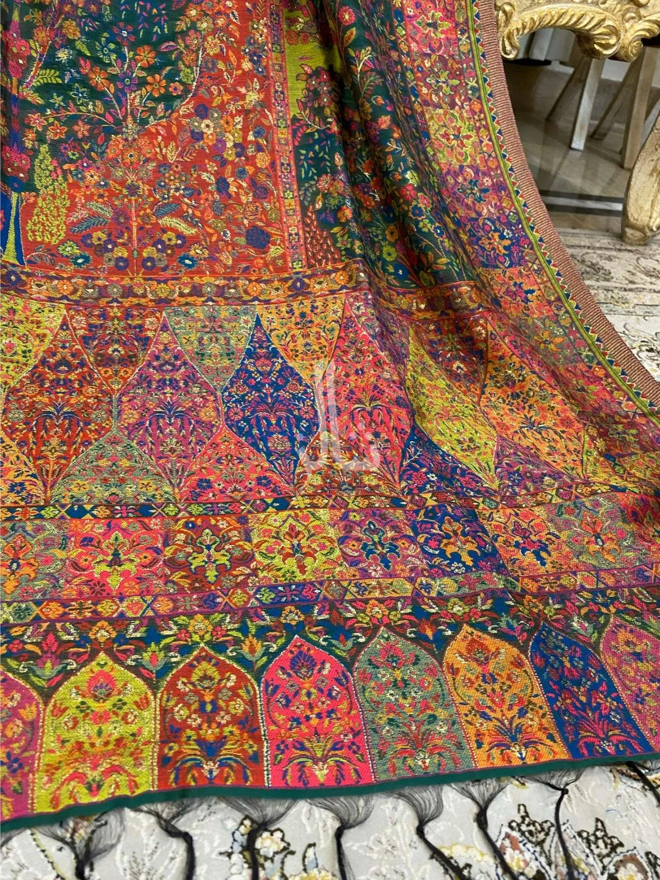 Exquisite Raw Silk Kaani Shawl