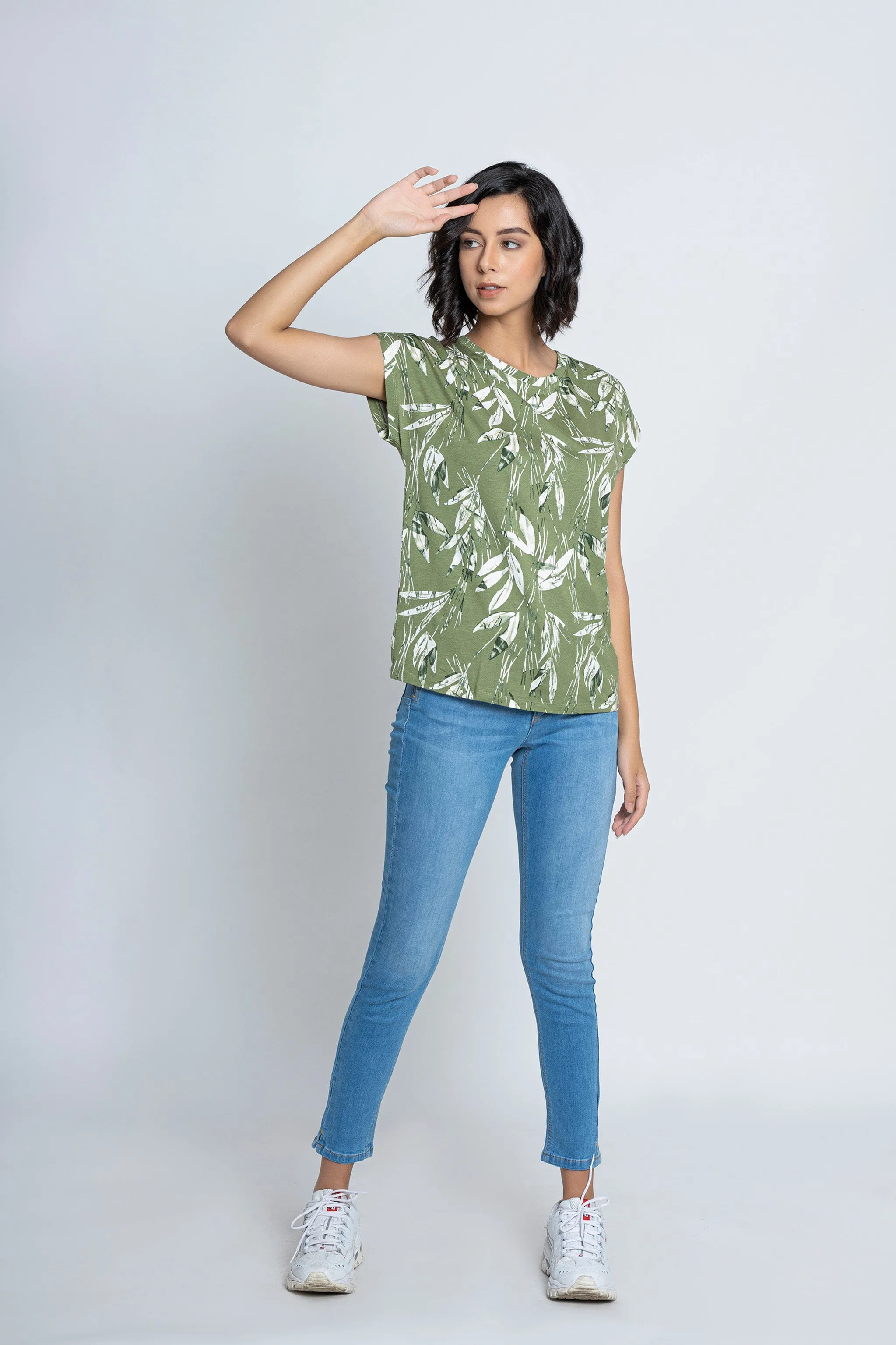 Green Leaf Printed Short Sleeves T-Shirt