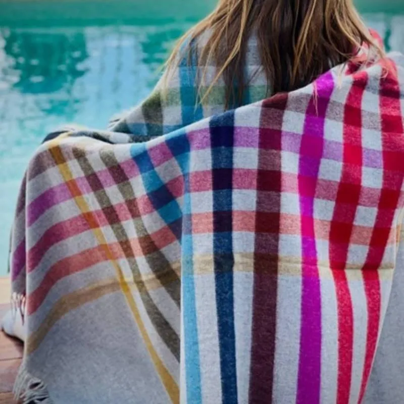 Henley Merino Wool Throw 185x140cm in grey, multi