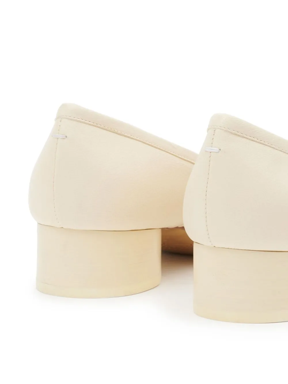 Leather ballerina pumps