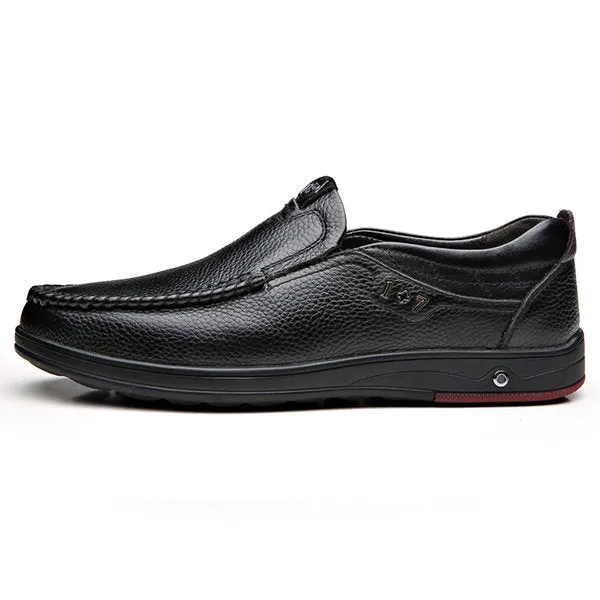 Men Large Size Cow Leather Soft Sole Casual Shoes