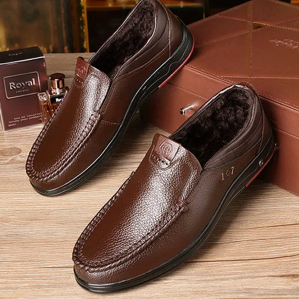 Men Large Size Cow Leather Soft Sole Casual Shoes