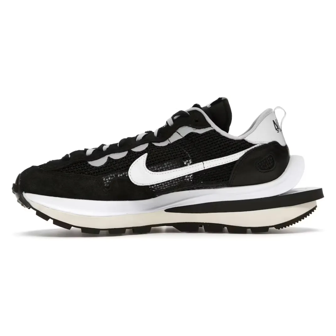 Nike Vaporwaffle sacai Black White