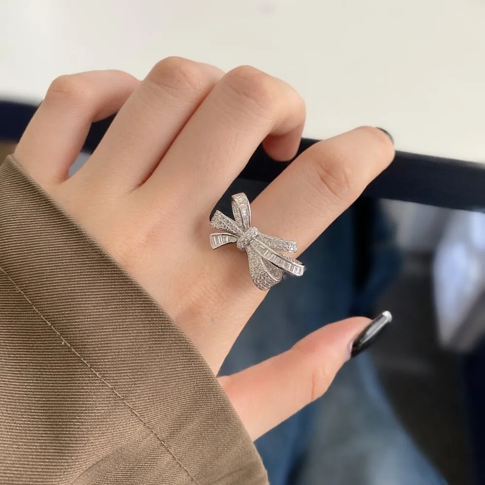 Sparkling exquisite set