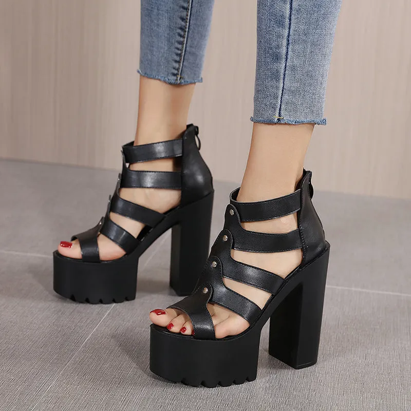 Women's Fashion Rivet Roman Sandals - GlamzLife